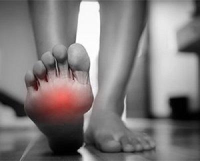 Does a problem with your feet cause back pain?