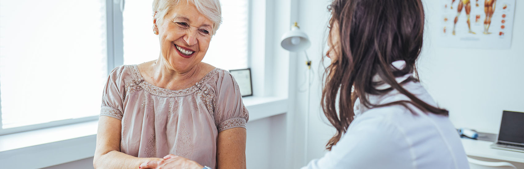 Pain management patient with doctor